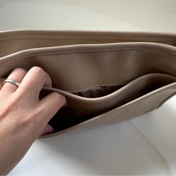 Vibrate Phillippe Cream Summer Rectangular  Shoulder Bag - Picture 10 of 13